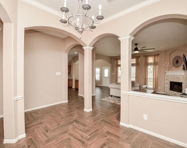 3706 Cane Lake Drive - Photo Thumbnail 25
