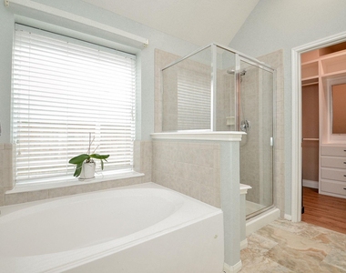 3706 Cane Lake Drive - Photo Thumbnail 30