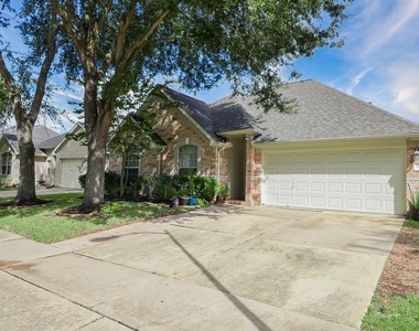 3706 Cane Lake Drive - Photo Thumbnail 4