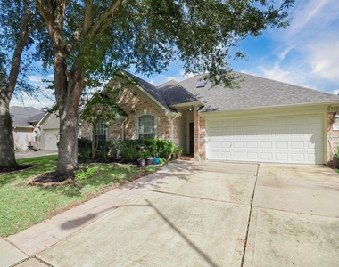 3706 Cane Lake Drive - Photo Thumbnail 5