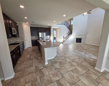 9415 Invergarry Way - Photo Thumbnail 14