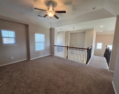 9415 Invergarry Way - Photo Thumbnail 29