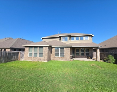9415 Invergarry Way - Photo Thumbnail 5