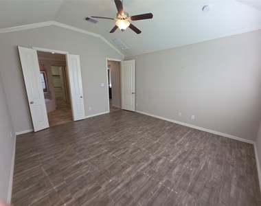 9415 Invergarry Way - Photo Thumbnail 22