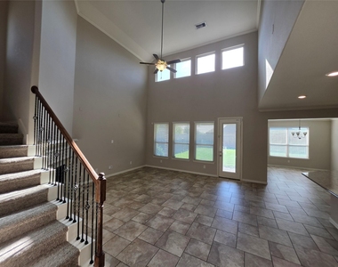 9415 Invergarry Way - Photo Thumbnail 7