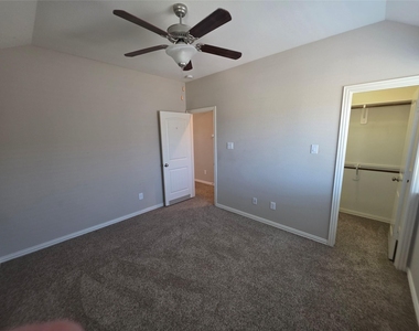9415 Invergarry Way - Photo Thumbnail 34