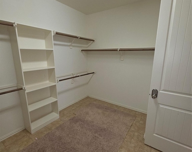 9415 Invergarry Way - Photo Thumbnail 28