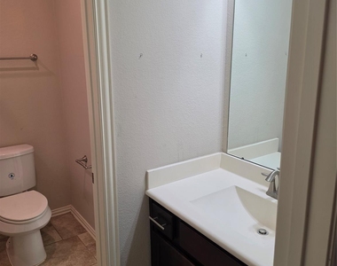 9415 Invergarry Way - Photo Thumbnail 45