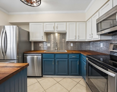 4040 San Felipe Street - Photo Thumbnail 3