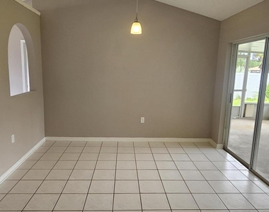 1367 Schayler Street Sw - Photo Thumbnail 3
