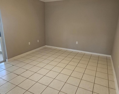 1367 Schayler Street Sw - Photo Thumbnail 4