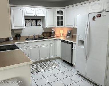 1820 Waterford Drive - Photo Thumbnail 3