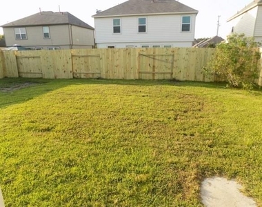 12411 Greensbrook Forest Drive - Photo Thumbnail 12