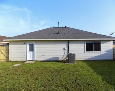 12411 Greensbrook Forest Drive - Photo Thumbnail 13