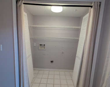 7667 N Wickham Road - Photo Thumbnail 19
