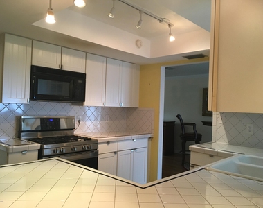 1467 Newfound Harbor Drive - Photo Thumbnail 7