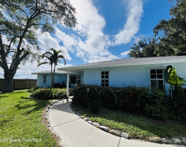 1467 Newfound Harbor Drive - Photo Thumbnail 5