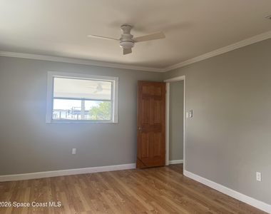 1467 Newfound Harbor Drive - Photo Thumbnail 26