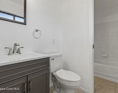 764 San Filippo Drive Se - Photo Thumbnail 10