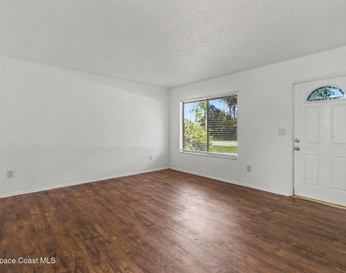 764 San Filippo Drive Se - Photo Thumbnail 3