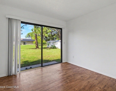 764 San Filippo Drive Se - Photo Thumbnail 12