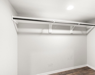 5506 Dover Terrace Way - Photo Thumbnail 22