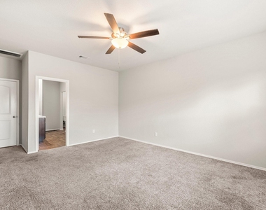 5506 Dover Terrace Way - Photo Thumbnail 26