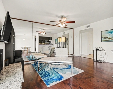 18511 Egret Bay Boulevard - Photo Thumbnail 2