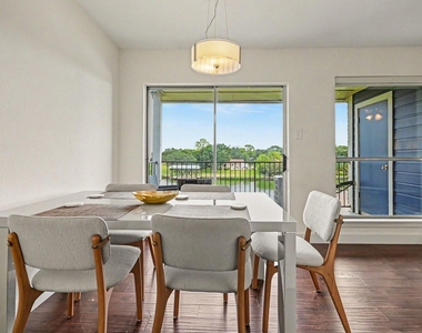 18511 Egret Bay Boulevard - Photo Thumbnail 5