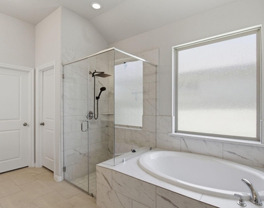 402 Alex Arbor Way Way - Photo Thumbnail 13
