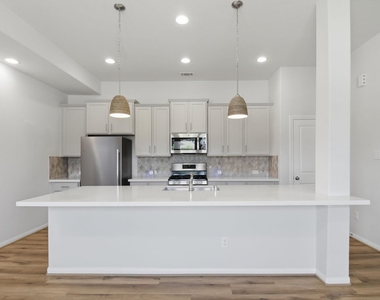 402 Alex Arbor Way Way - Photo Thumbnail 6
