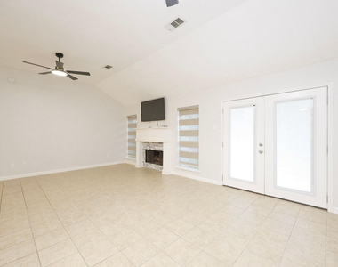 8134 Blue Jay Street - Photo Thumbnail 3