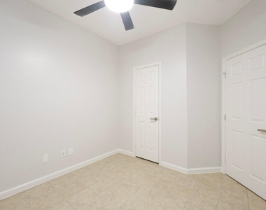 8134 Blue Jay Street - Photo Thumbnail 21