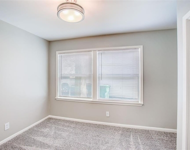 4137 Woodfin Street - Photo Thumbnail 16