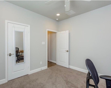 1536 Dian Street - Photo Thumbnail 22