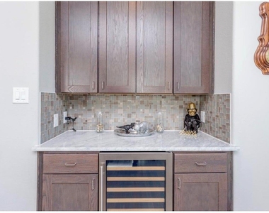 1536 Dian Street - Photo Thumbnail 8