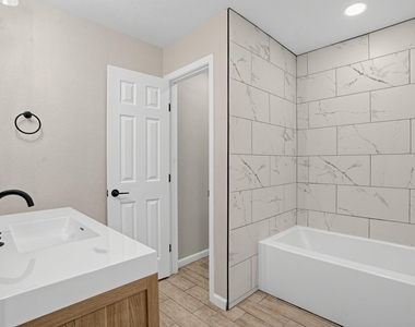 15 Presidio Road - Photo Thumbnail 20