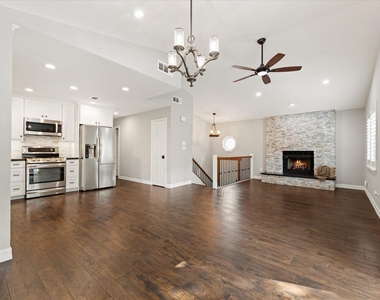 16963 Chapel Pines Drive - Photo Thumbnail 7