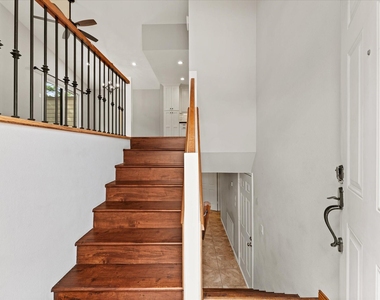 16963 Chapel Pines Drive - Photo Thumbnail 3