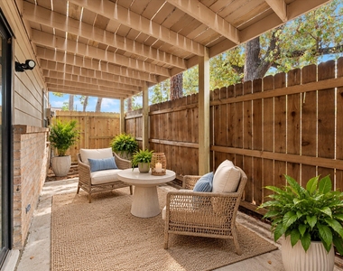 16963 Chapel Pines Drive - Photo Thumbnail 32