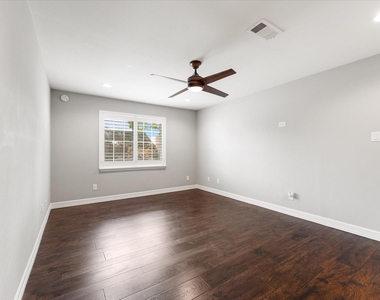 16963 Chapel Pines Drive - Photo Thumbnail 16