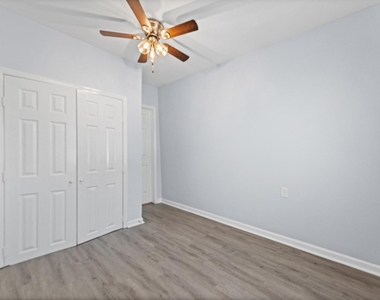 509 17th Avenue N - Photo Thumbnail 10