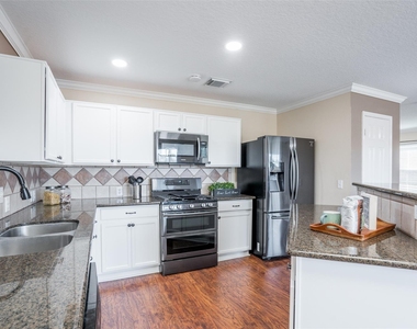 21314 Somerset Park Lane - Photo Thumbnail 3