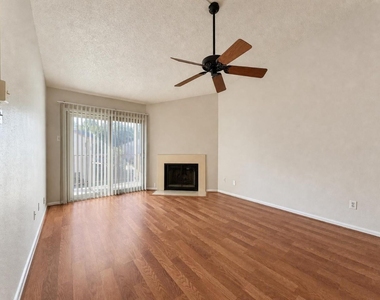 2120 El Paseo Street - Photo Thumbnail 2