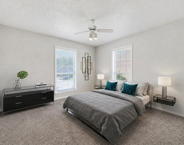 2120 El Paseo Street - Photo Thumbnail 9