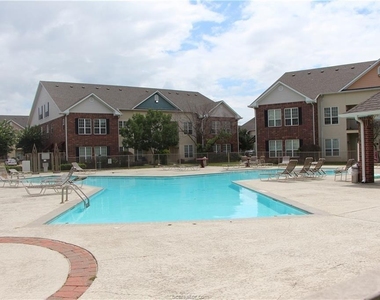 801 Luther Street W - Photo Thumbnail 27