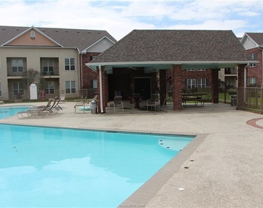 801 Luther Street W - Photo Thumbnail 28