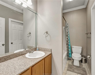 801 Luther Street W - Photo Thumbnail 5