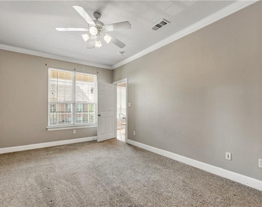 801 Luther Street W - Photo Thumbnail 22