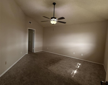 10602 Village Trail Drive - Photo Thumbnail 3